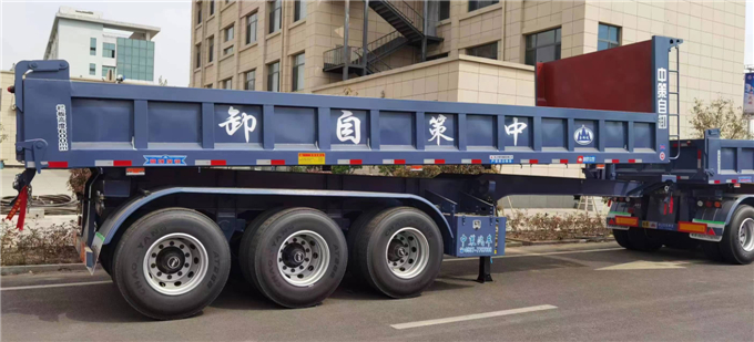后翻自卸